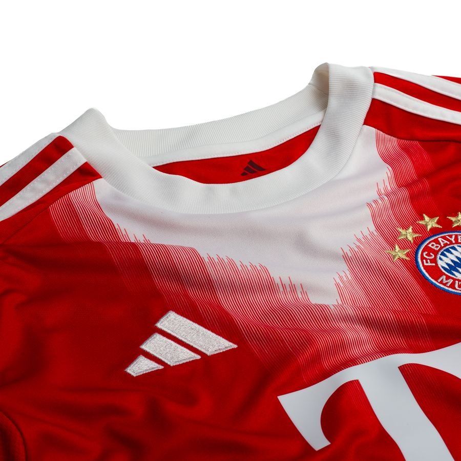 Bayern München Home Shirt 2025/26 Women-SoccerKits Hub | Buy Soccer Jerseys Online